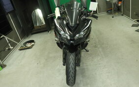 KAWASAKI ZX-25R ZX250E