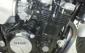 YAMAHA XJR1200 1995 4KG