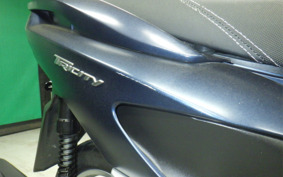 YAMAHA TRICITY 125 SE82J