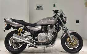 YAMAHA XJR1300 1998 RP01J