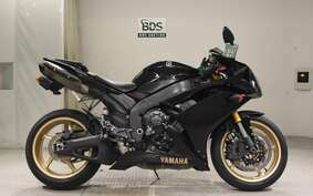 YAMAHA YZF-R1 2010