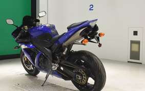 YAMAHA YZF-R1 2004 RN13