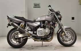 YAMAHA XJR1300 1998 RP01J