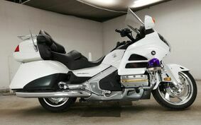 HONDA GL 1800 GOLD WING 2012 SC68