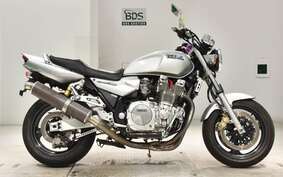 YAMAHA XJR1300 2000 RP01J