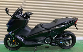 YAMAHA T-MAX 530 2018 SJ15J