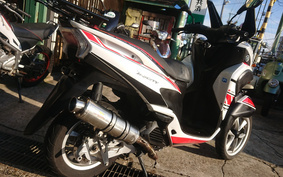 YAMAHA TRICITY 125 SE78