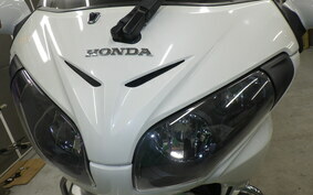 HONDA GL 1800 GOLD WING 2012 SC68