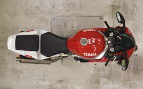 YAMAHA YZF-R1 2000 RN01