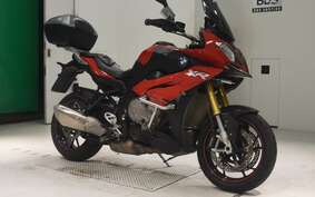 BMW S1000XR 2016