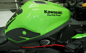 KAWASAKI ZX-25R ZX250E