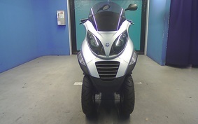 PIAGGIO MP3 250