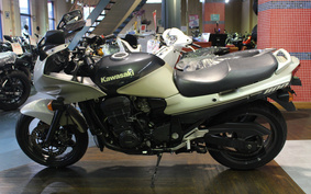 KAWASAKI GPZ1100 2001 ZXT10E