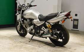 YAMAHA XJR1300 2002 RP03J