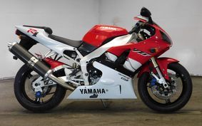 YAMAHA YZF-R1 1999 RN01