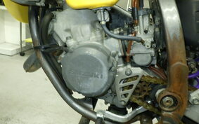 SUZUKI RM125 RF15A