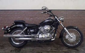 YAMAHA DRAGSTAR 250 2000 VG02J