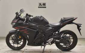 YAMAHA YZF-R25 A RG10J