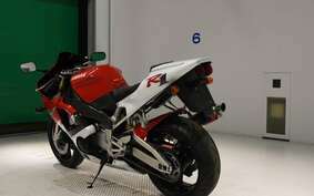 YAMAHA YZF-R1 1999