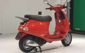 VESPA 125ET4