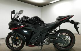 YAMAHA YZF-R25 RG10J