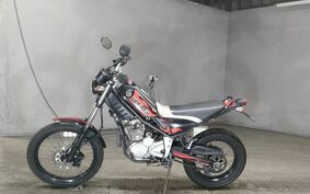 YAMAHA TRICKER DG10J