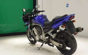 YAMAHA FZS1000 FAZER 2001 RN061