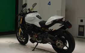 DUCATI M1200 S 2014