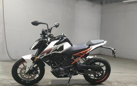 KTM 125 DUKE JPA40