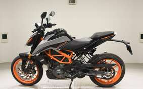 KTM 390 DUKE 2023 JPJ40