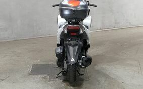 YAMAHA TRICITY 125 SE82J