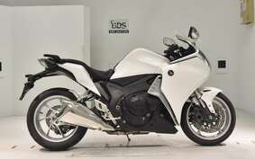 HONDA VFR1200F DCT 2015 SC63