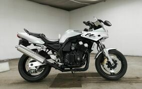 YAMAHA FZ400 1997 4YR