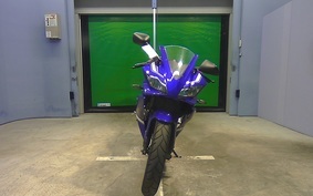 YAMAHA YZF-R125 RE06