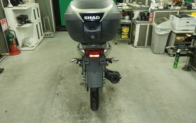 YAMAHA YBR125