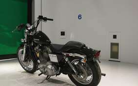 HARLEY XLH883 HUGGER 2011