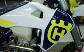 HUSQVARNA FE250