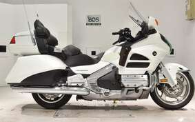 HONDA GL 1800 GOLD WING 2011 SC68