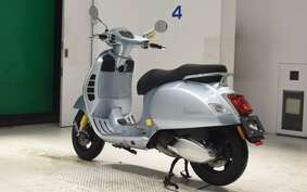 VESPA GTS300 SUPER 2023