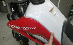 YAMAHA SEROW 250 DG17J