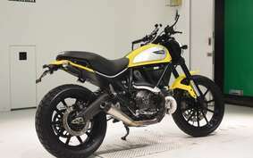 DUCATI SCRAMBLER ICON 2015