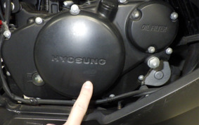 HYOSUNG GT250 R