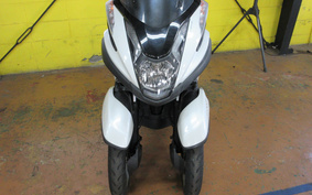 YAMAHA TRICITY 125 SE78