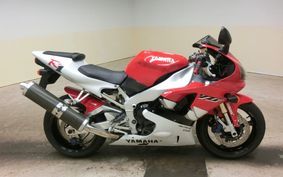 YAMAHA YZF-R1 1999 RN01