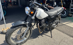 YAMAHA TW225 DG09J