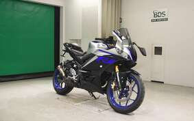 YAMAHA YZF-R25