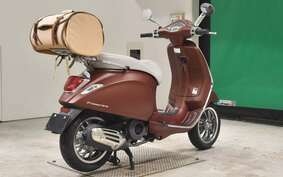 VESPA PRIMAVERA125