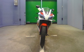 YAMAHA YZF-R125 RE06