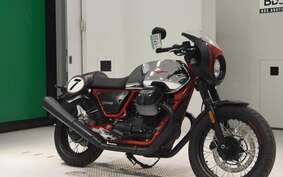 MOTO GUZZI V7 RACER 2021