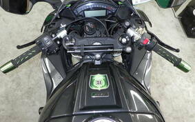 KAWASAKI ZX 10 NINJA R A 2020 ZXT02E